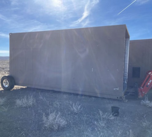 How to lift shipping container with wheel from front